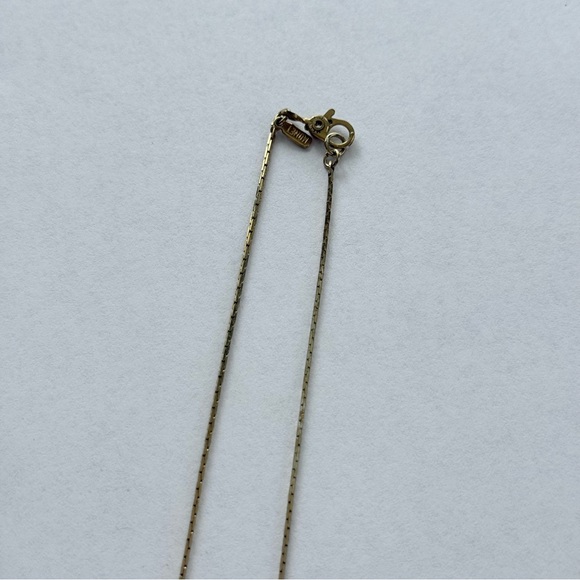 Elegant Gold Tone Monet Butterfly Necklace - Picture 3 of 6